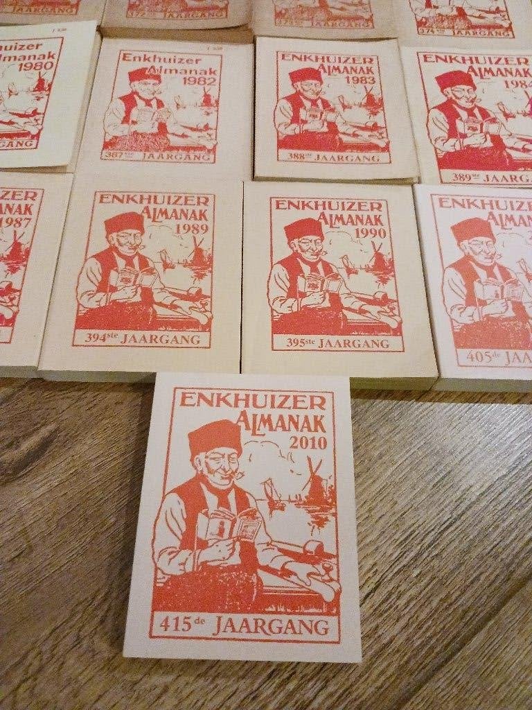 assorti oude ENKHUIZER almanaks (13 stuks), Ophalen