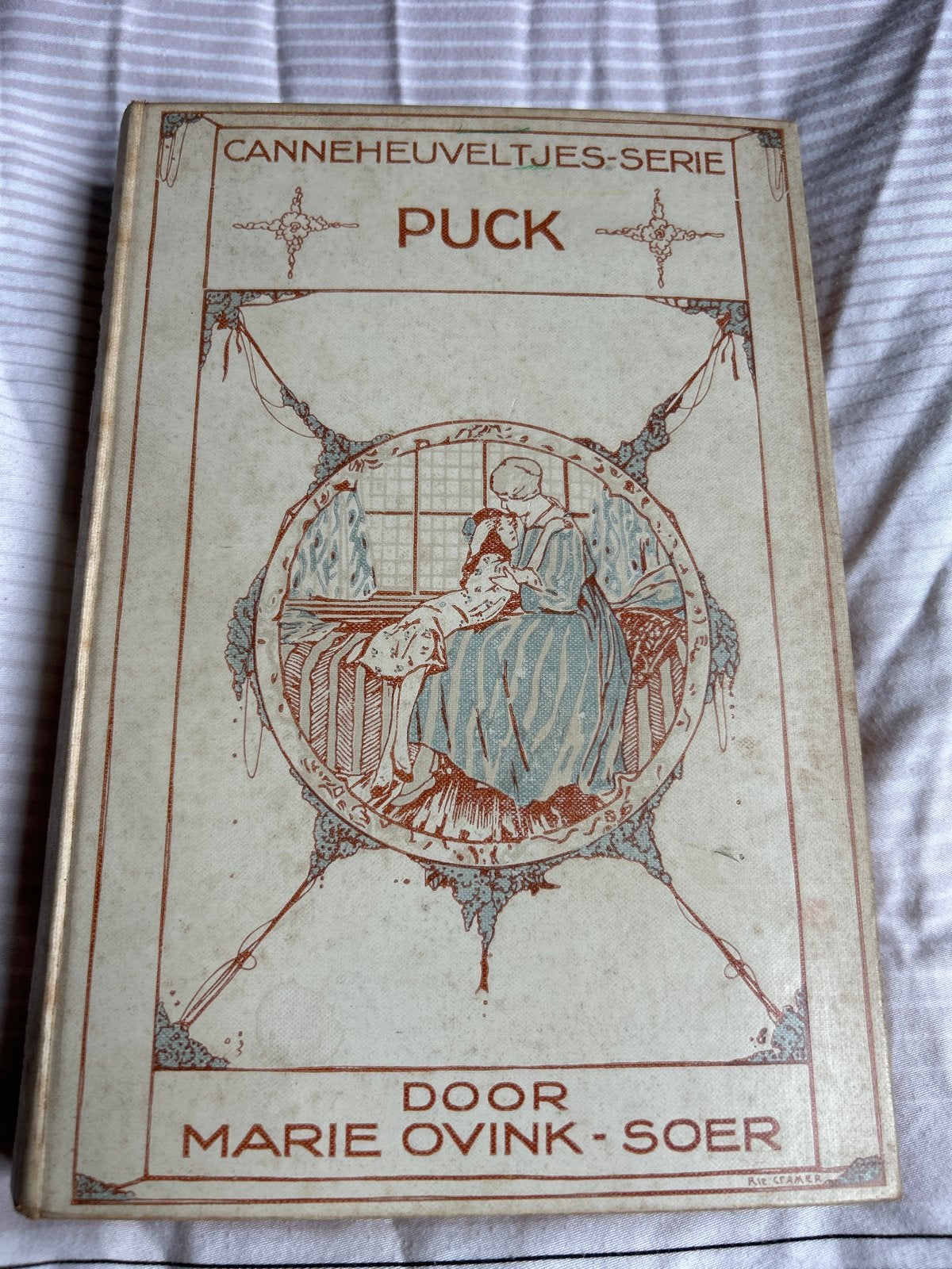 Puck - Marie Ovink-Soer (Cannesheuveltjes-Serie), Ophalen of Verzenden, Gelezen, Fictie algemeen