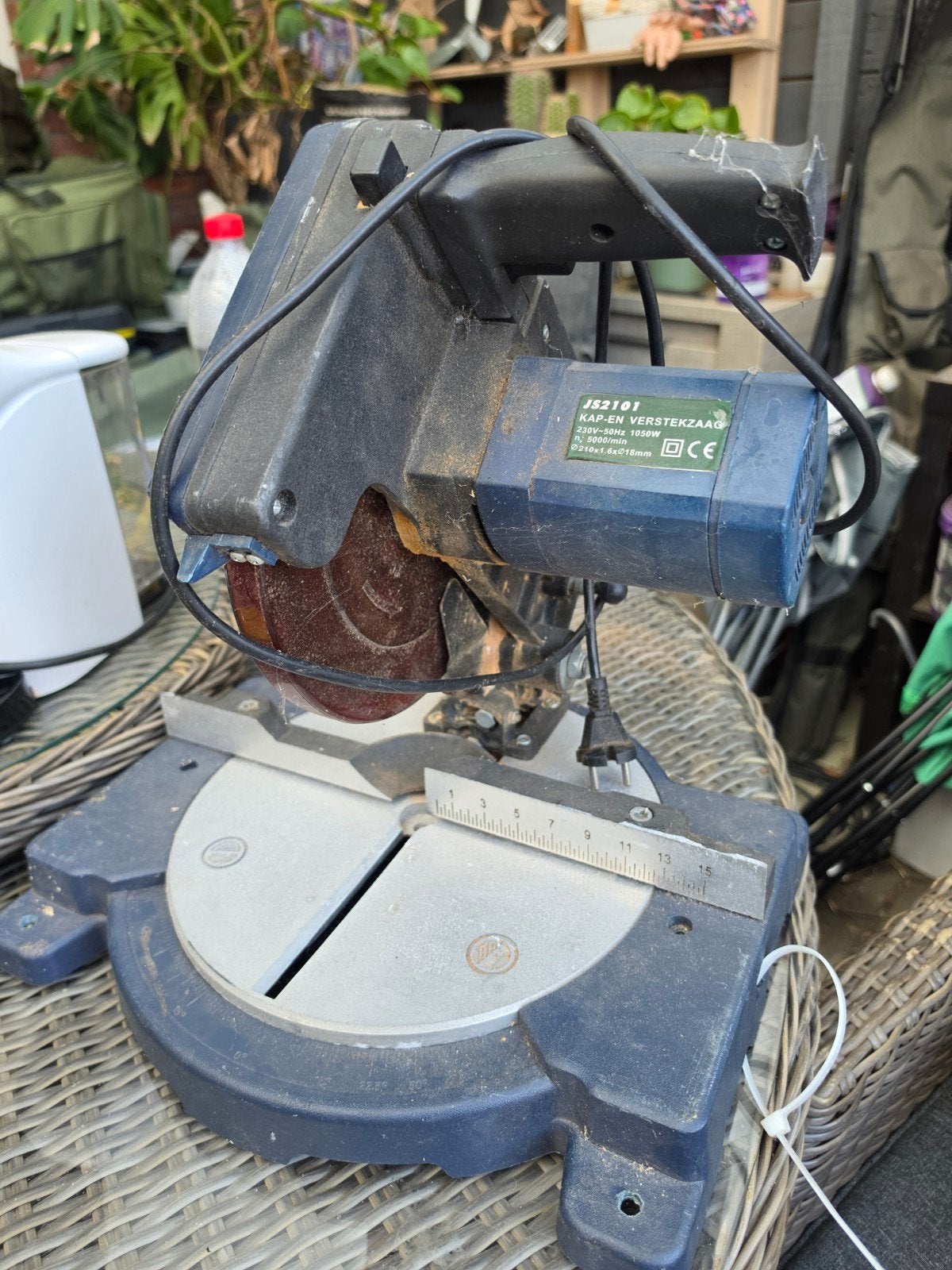 Kap en verstekzaag, Doe-het-zelf en Verbouw, Gereedschap | Zaagmachines, Ophalen, 1200 watt of meer, Afkortzaag, 30 tot 70 mm