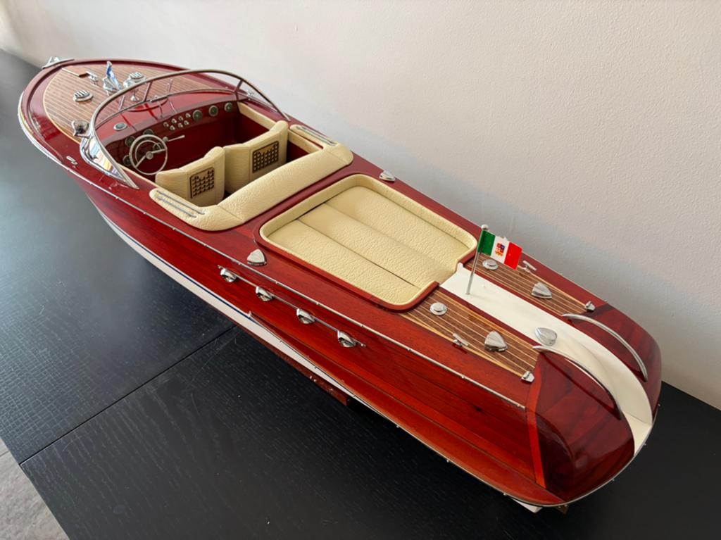 Exclusief Riva Aquarama schaalmodel (90cm) – luxe eyecatcher, Hobby en Vrije tijd, Modelbouw | Boten en Schepen, Ophalen of Verzenden