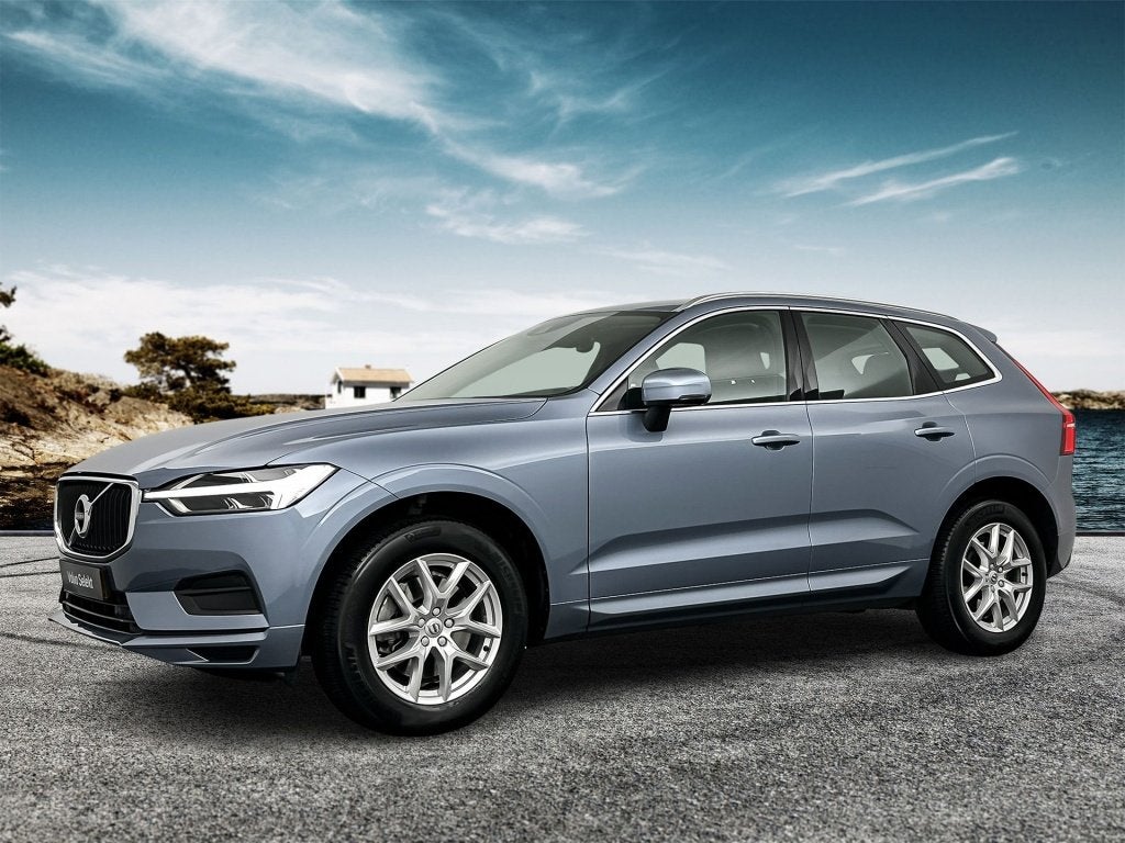 Volvo XC60 T5 253PK Momentum| Adap.Cruise| Leder| Trekhaak|, Automaat, 12 maanden, Gebruikt, 4 cilinders