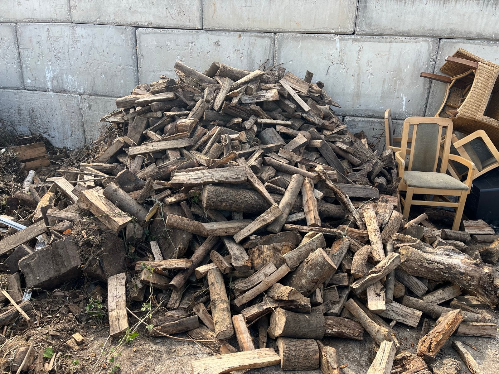 Gratis brandhout af te halen, Tuin en Terras, Haardhout, 6 m³ of meer, Ophalen, Overige houtsoorten, Blokken