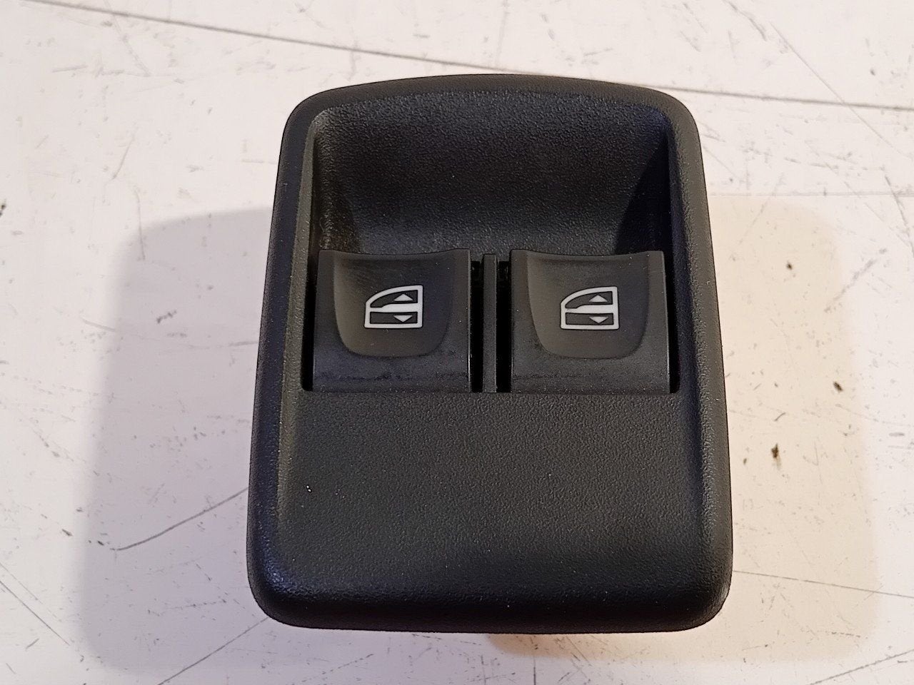 Bedieningspaneel elektrische ramen Renault Trafic, Auto-onderdelen, Dashboard en Schakelaars, Renault, Gebruikt, Herkomst onderdeel bekend