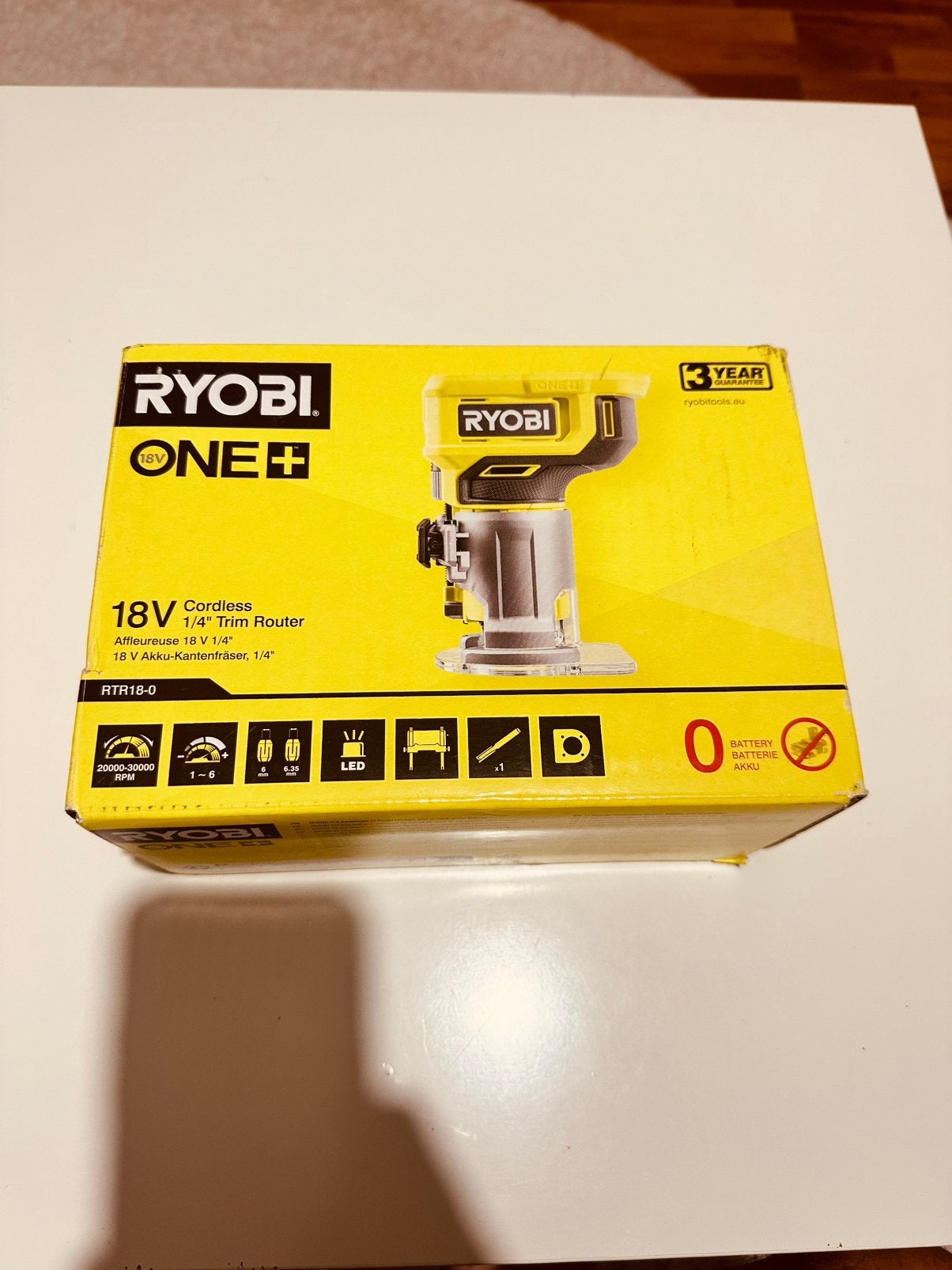Ryobi ONE+ 18V RTR18-0, Ophalen, Nieuw, Accu, Bovenfrees