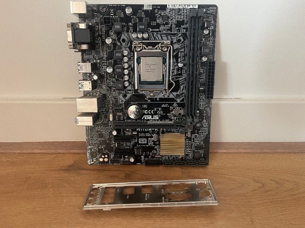 Garantie! ~ Intel i7-7700 + Asus H110M-K Moederbord, Halderhof 16, 6721 XR BENNEKOM, LGA 1151, DDR4, Ophalen of Verzenden