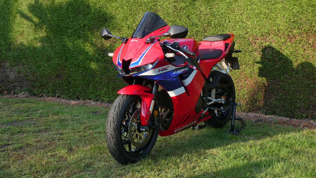 Honda CBR600RR 2025 (met garantie tot 2031), Motoren, Motoren | Honda, Traction Control, 4 cilinders, Motorrijbewijs A, Gebruikt
