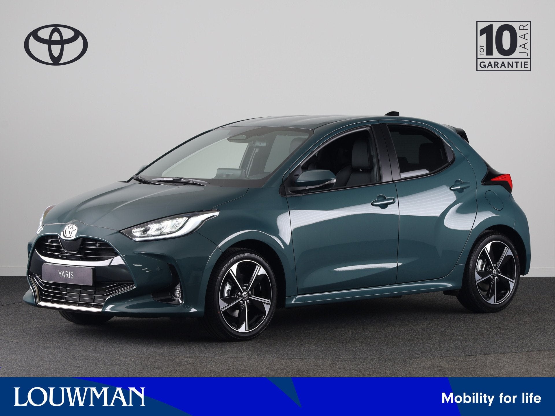 Toyota Yaris 1.5 Hybrid 130 Executive | Apple CarPlay / Andr, Auto's, Zwart, Nieuw, Hybride Elektrisch/Benzine, 3 cilinders