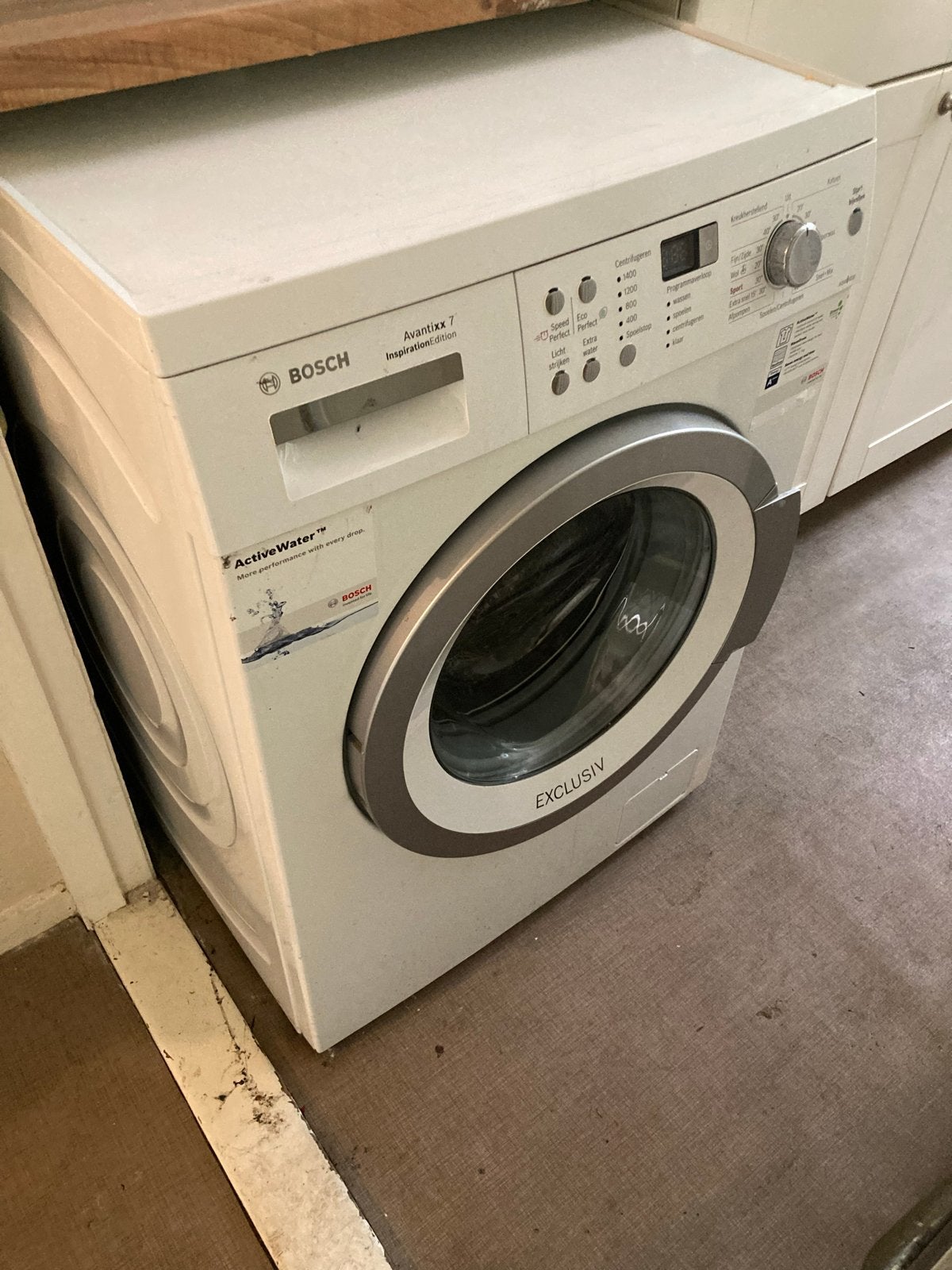 Wasmachine en droger - Bosch en Indesit, Witgoed en Apparatuur, Gebruikt, Ophalen of Verzenden, Voorlader, 85 tot 90 cm