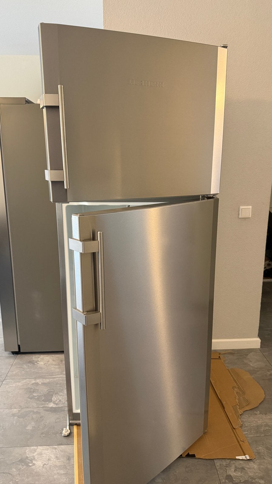 Liebherr Premium NoFrost Koelkast met Vriezer - RVS, Ophalen, Gebruikt, 200 liter of meer, 60 cm of meer