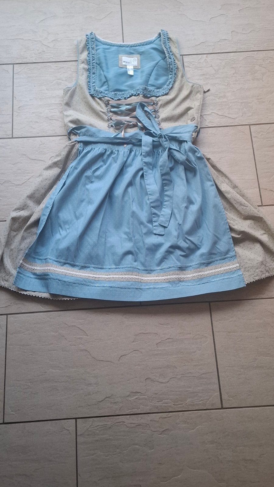 dirndl marjo maat 44, Ophalen of Verzenden, Zo goed als nieuw, Maat 42/44 (L), Overige thema's