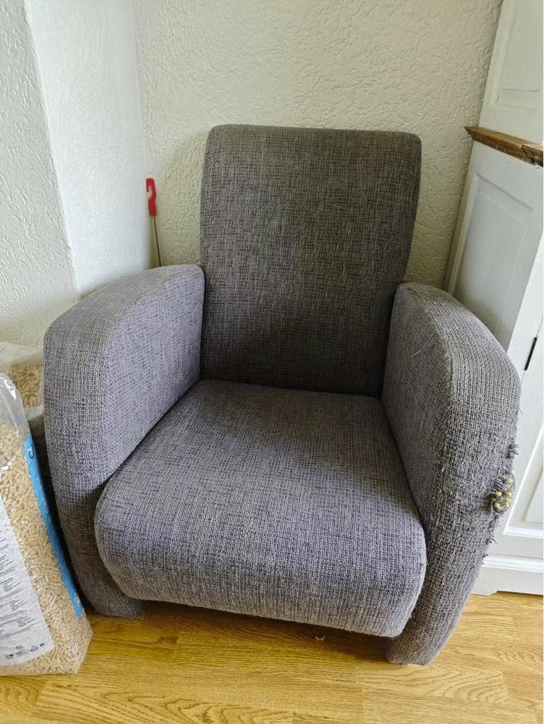 Gratis stoel / fauteuil, Ophalen, Gebruikt, 75 tot 100 cm, Stof