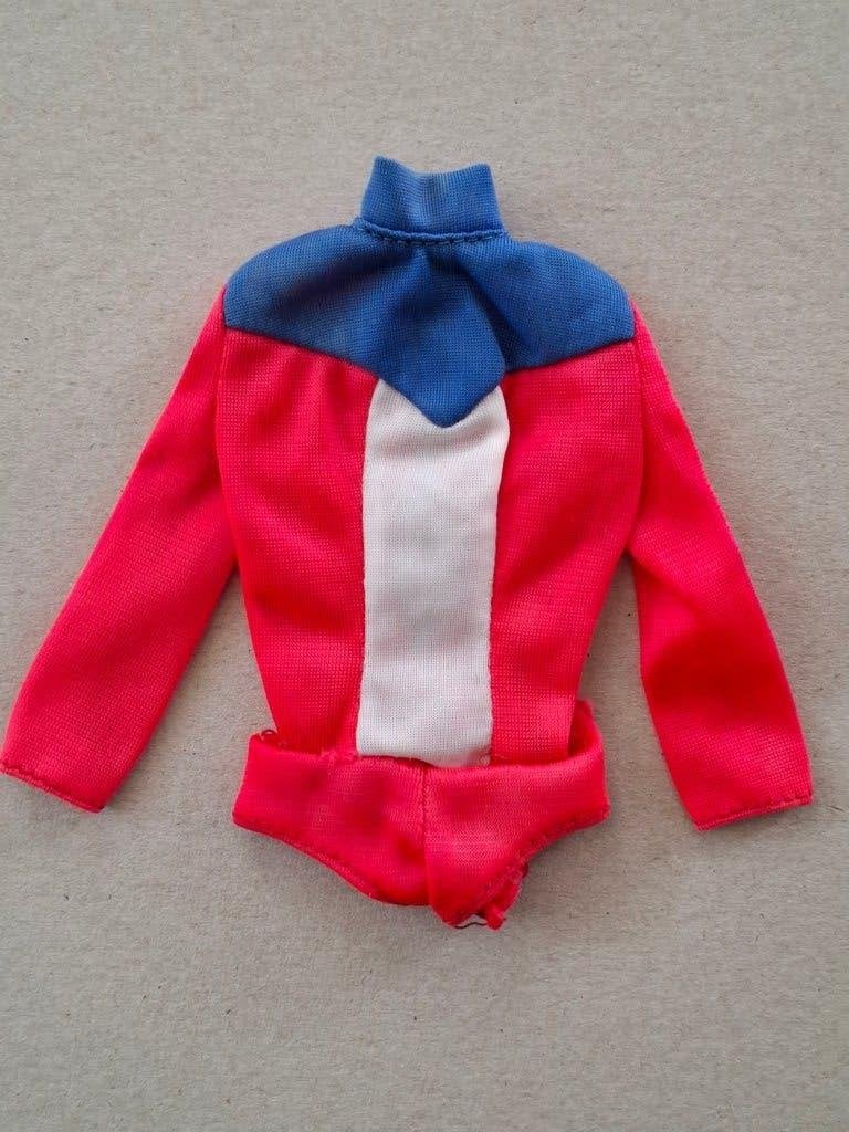Vintage Barbie PJ Gold Medal jumpsuit 1975 / zeldzaam, Verzamelen, Ophalen of Verzenden, Gebruikt, Kleertjes