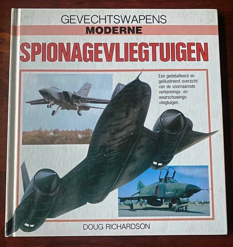 Spionagevliegtuigen - Doug Richardson, Ophalen of Verzenden, Zo goed als nieuw, Doug Richardson, Vliegtuig