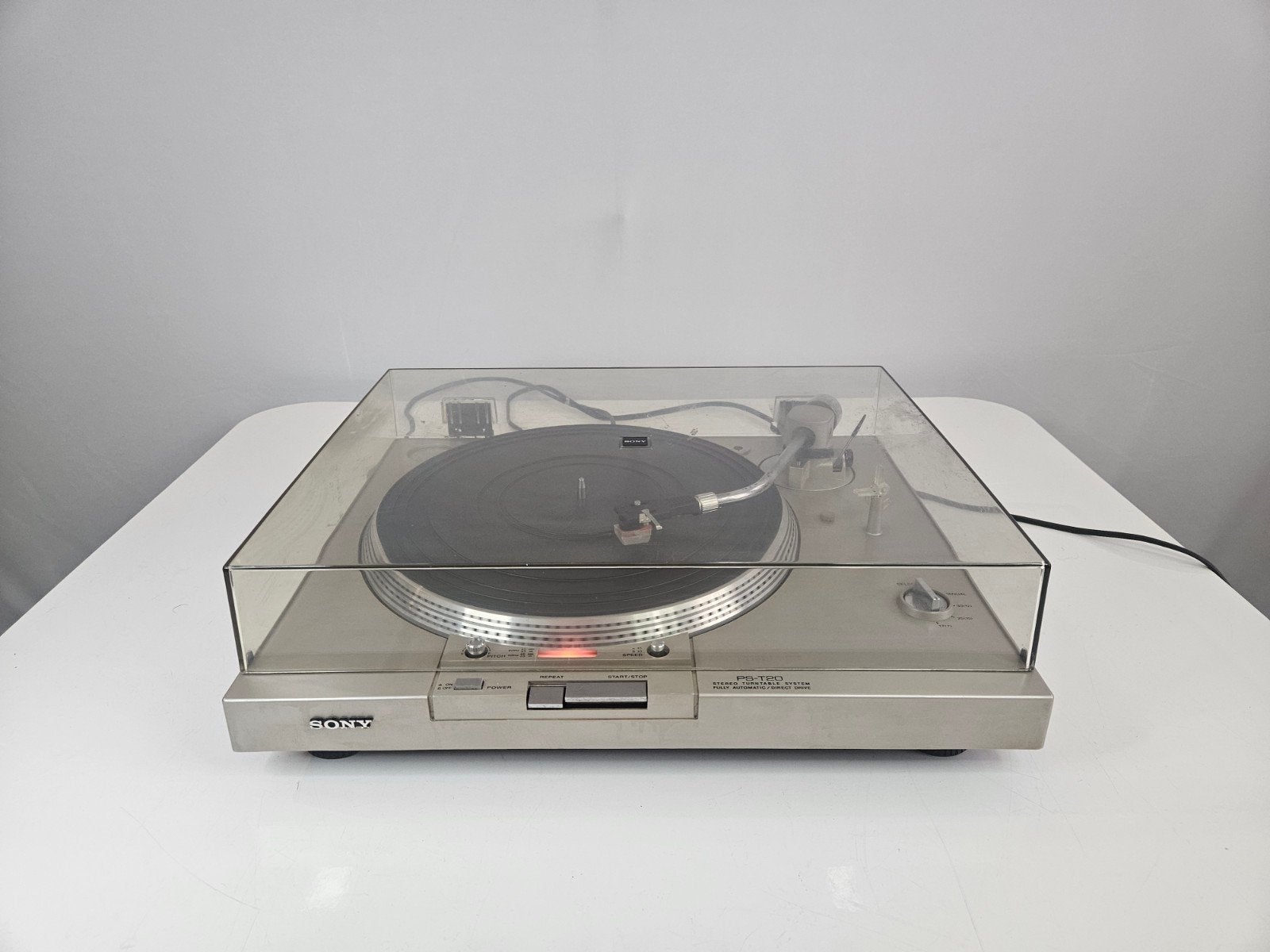 Sony PS-T20 Stereo Draaitafel Systeem - Vintage Platenspeler, Pitch-regelaar, 1-7-1 Konan, Minato-ku, Tokyo 108-0075, Japan, Ophalen of Verzenden