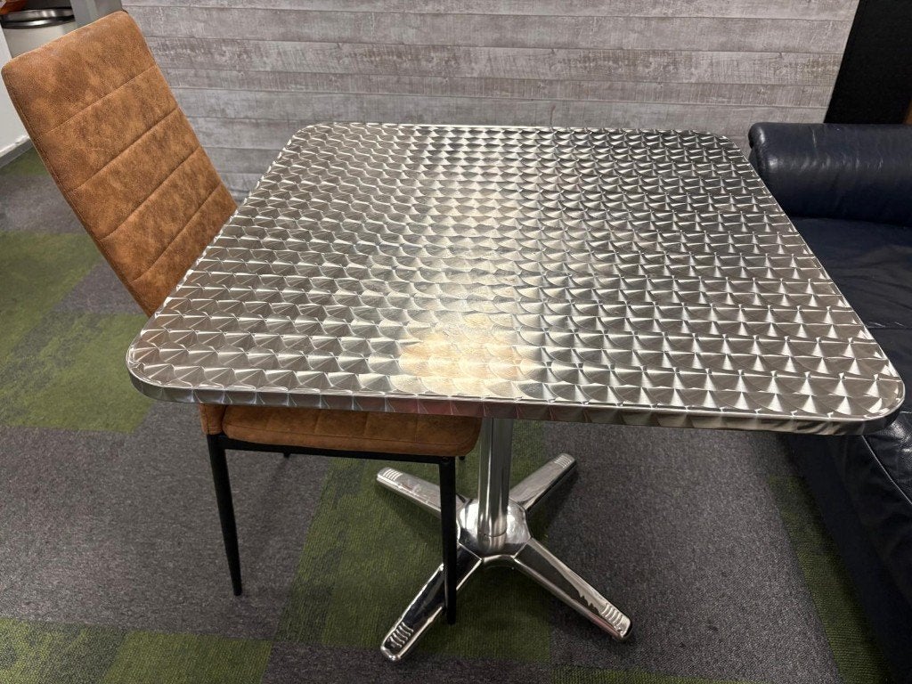 Aluminium tafels en stoffen stoelen, Ophalen, 50 tot 100 cm, Vierkant, 50 tot 100 cm