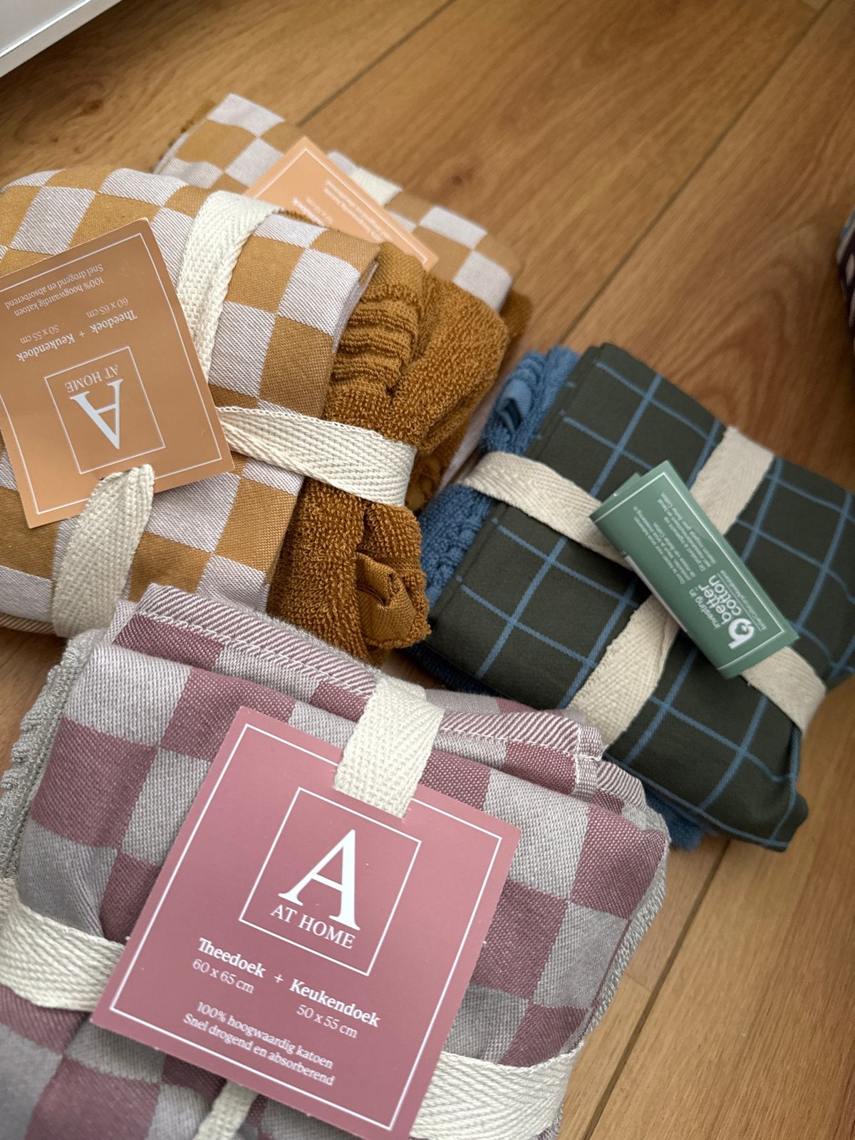 6 setjes theedoeken en keukendoeken in diverse kleuren, Ophalen of Verzenden, Nieuw, Geel, Theedoek of Handdoek
