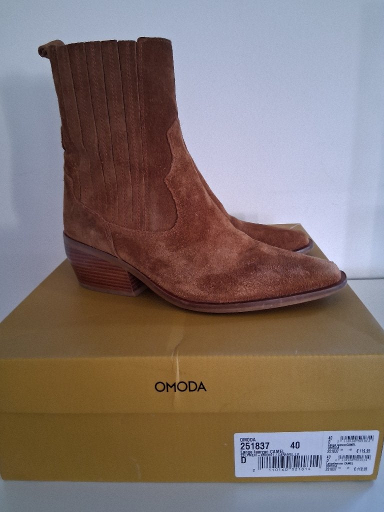 Omoda suede camel enkellaarsjes maat 40, Kleding | Dames, Bruin, Omoda, Lage of Enkellaarzen, Ophalen of Verzenden