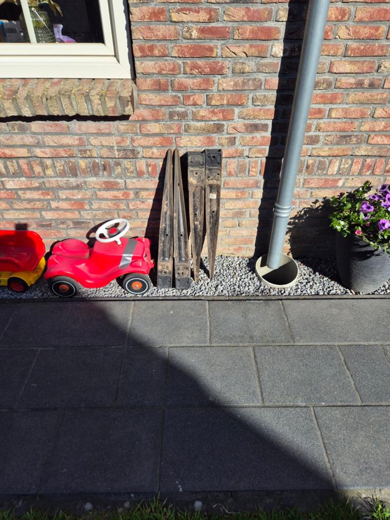 Paalhouder met punt, zgan, 7x7 cm, Tuin en Terras, Tuinhekken en Hekwerk, Zo goed als nieuw, Tuinhek, Kunststof, Ophalen of Verzenden