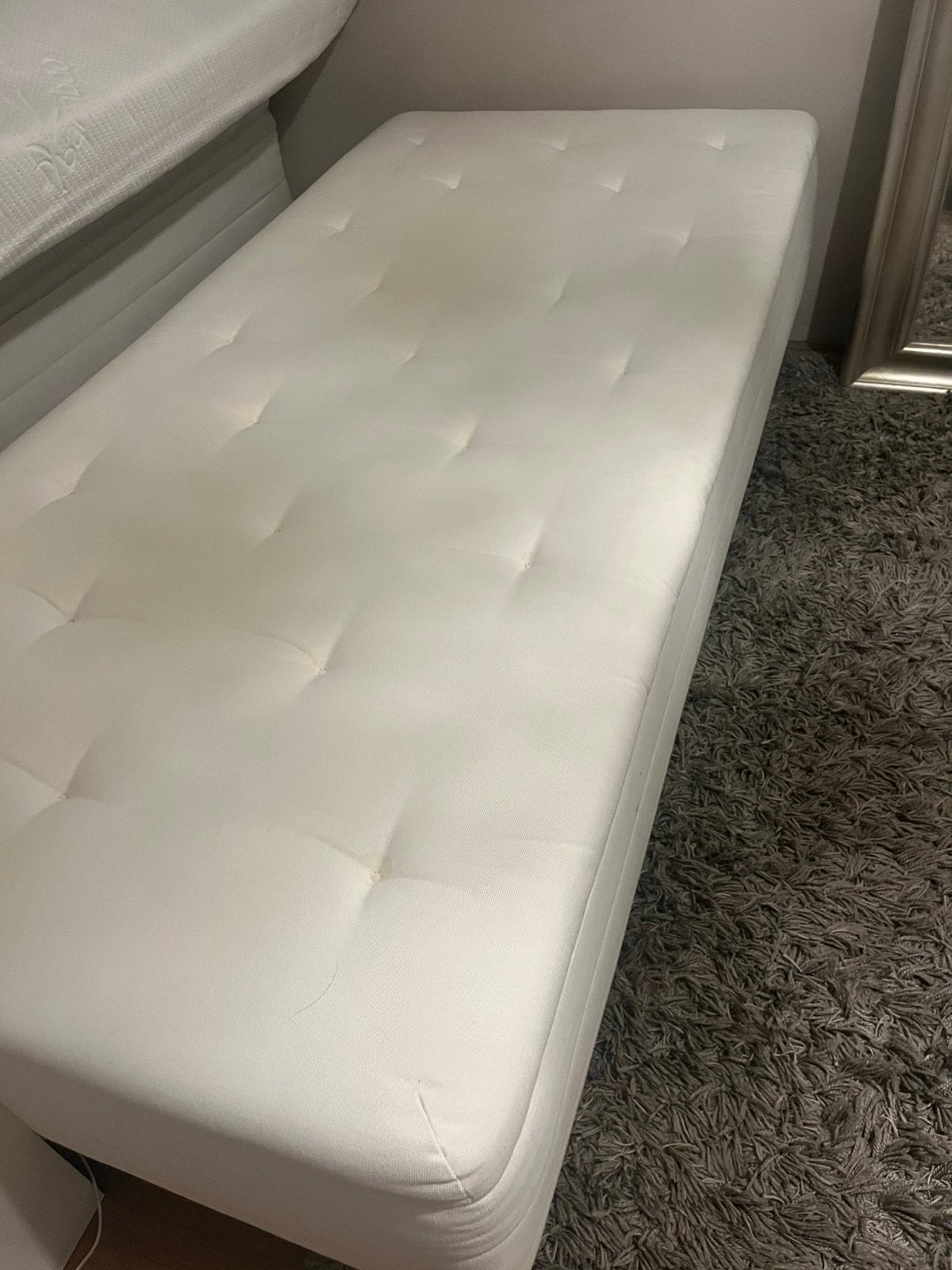 GRATIS Boxspring 180x200 met twee losse matrassen., Ophalen, Gebruikt, Wit, Tweepersoons