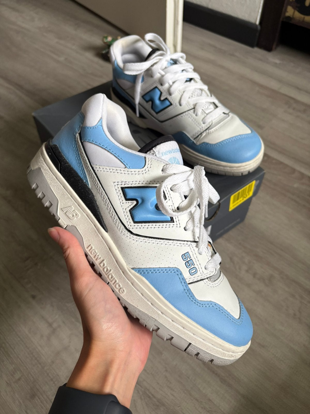 New Balance 550 White carolina blue EU39.5, Wit, Ophalen of Verzenden, Sneakers of Gympen, Zo goed als nieuw