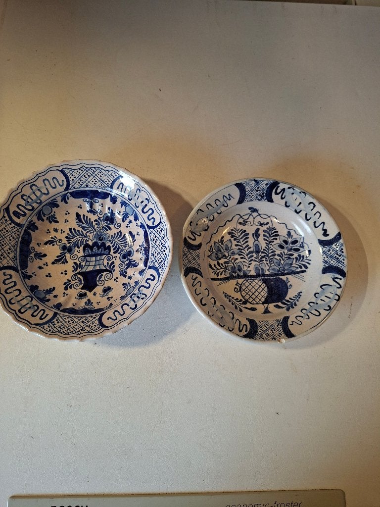 2  ANTIEKE BORDEN PORSELEINE FLES CLAUW, Antiek en Kunst, Ophalen