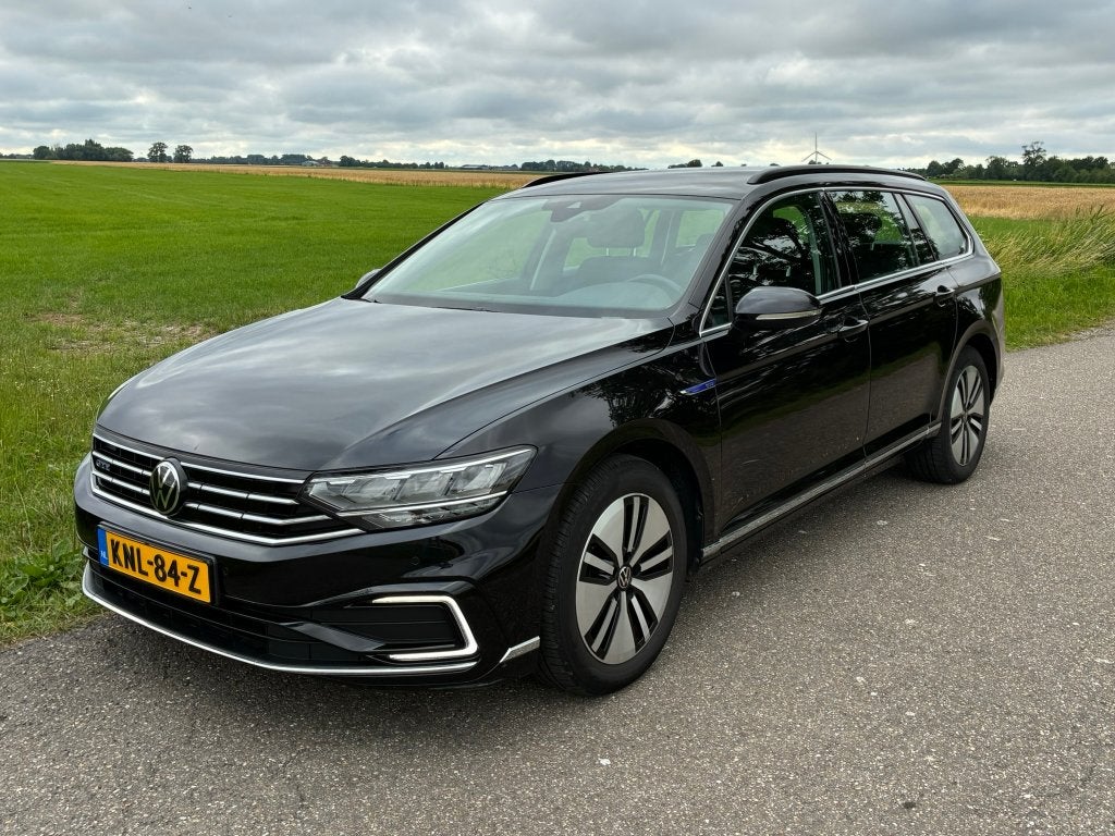 Passat 1.4 TSI PHEV GTE Business DSG automaat - BJ 2020, Auto's, Volkswagen, Lichtsensor, Stof, Zwart, Plug-in hybride