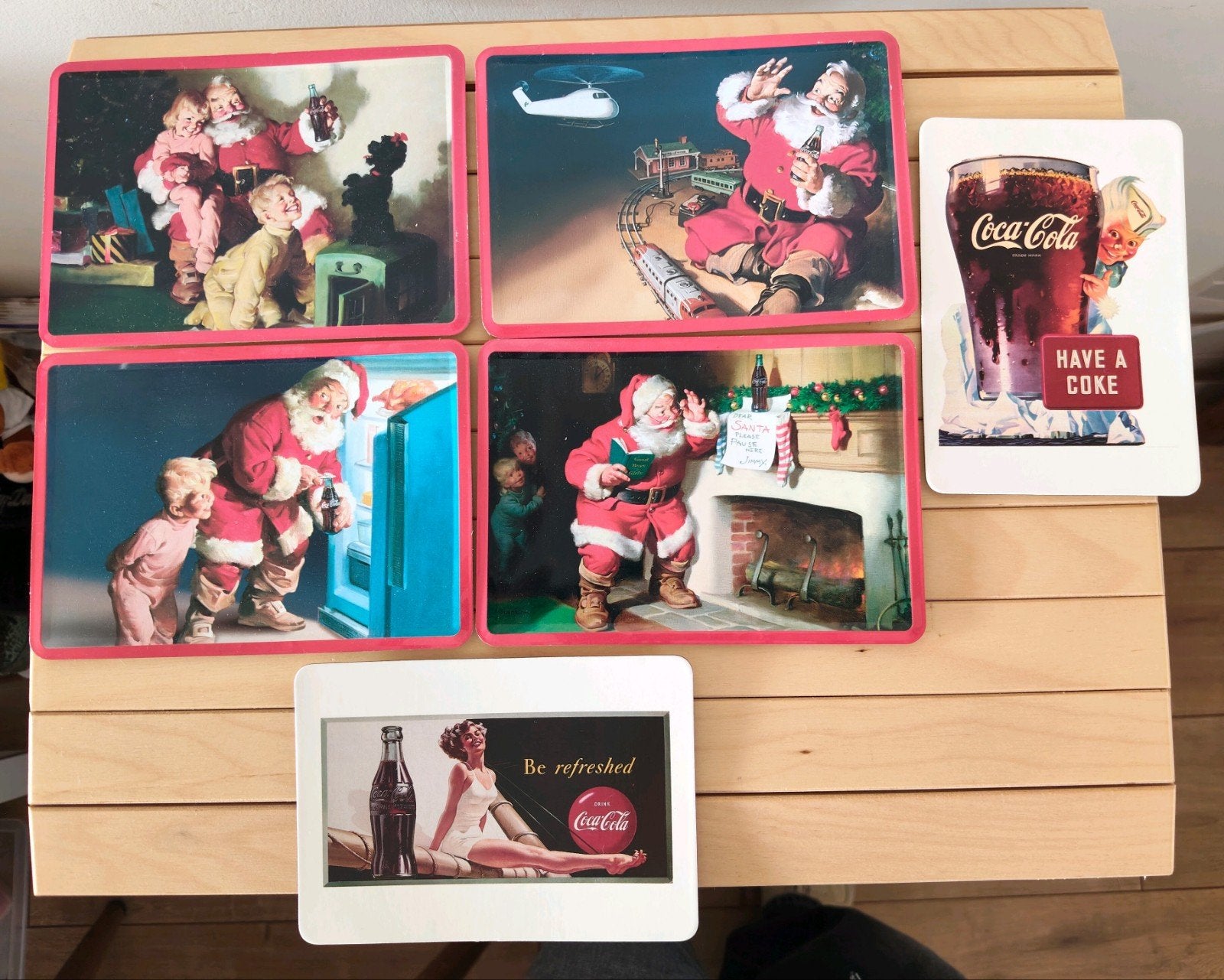 4 VTG Coca-cola kerstkaarten (metaal) + 2 magneetkaarten, Ophalen of Verzenden, Zo goed als nieuw