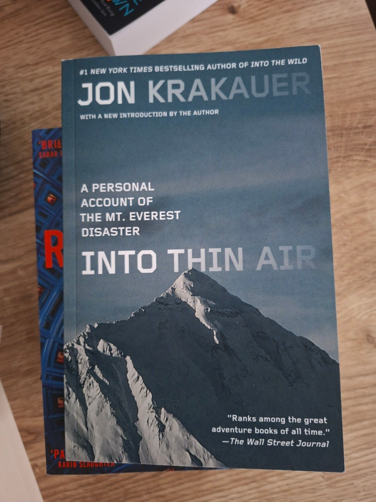 Into Thin Air - Jon Krakauer (Engels), Boeken, Ophalen of Verzenden, Zo goed als nieuw, Jon krakeur
