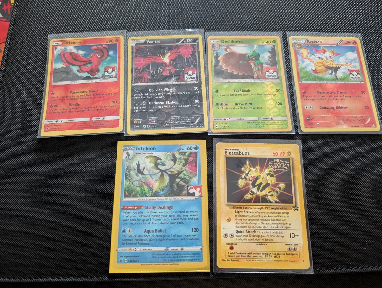 Setje stamped Pokemon, Ophalen of Verzenden, Zo goed als nieuw