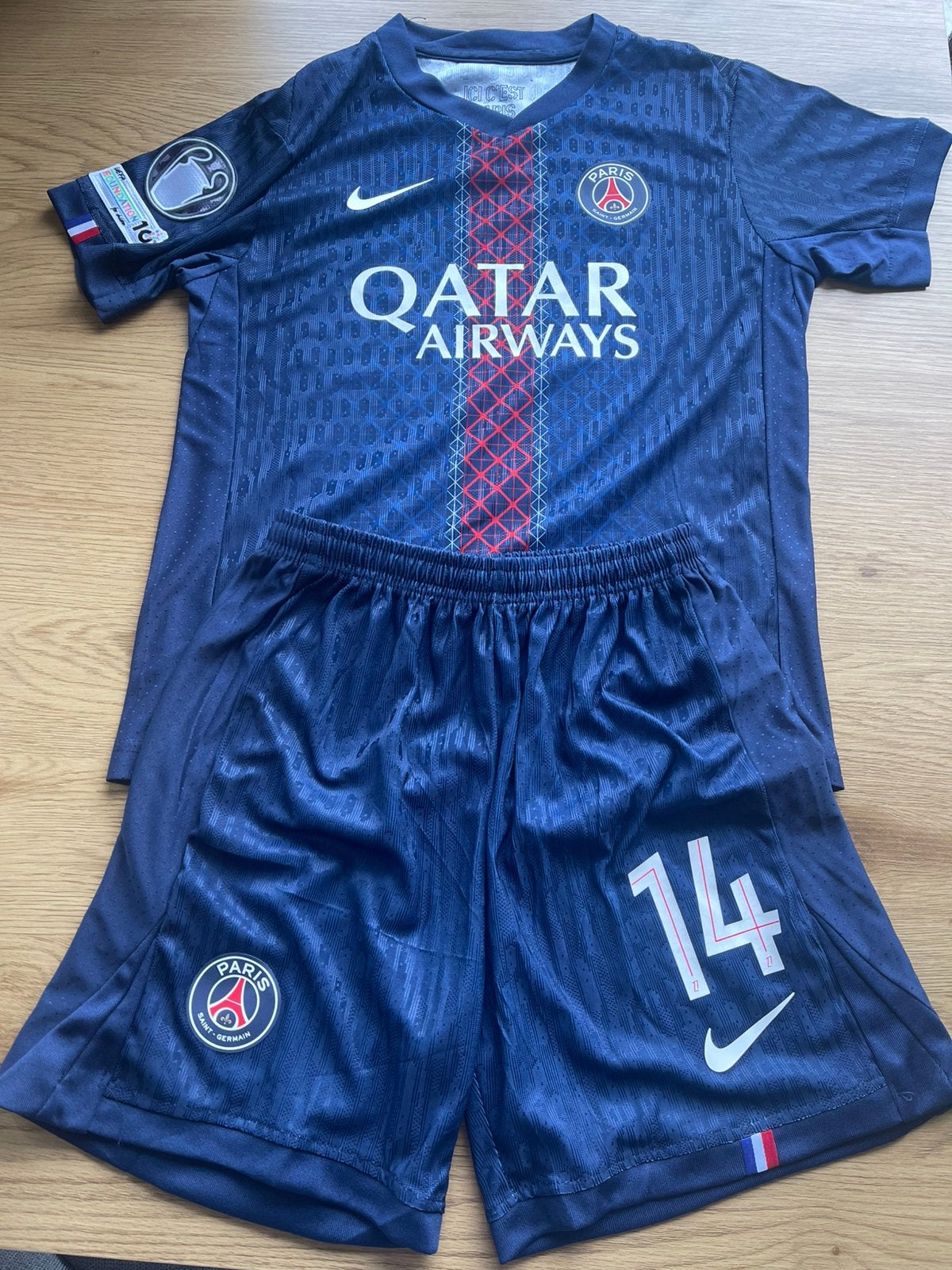 psg kit maat 140-146, Maat XS of kleiner, Ophalen of Verzenden, Zo goed als nieuw, Shirt