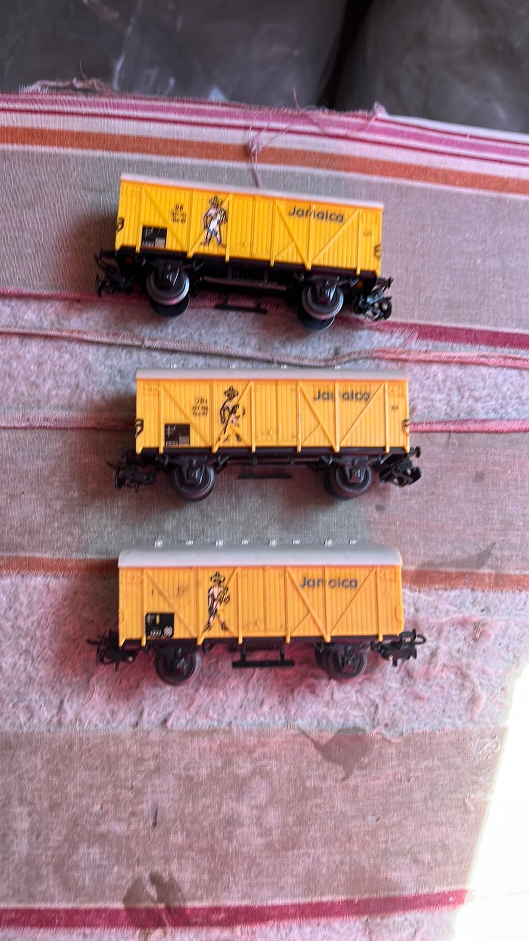 Te koop 3 x bananenwagon van marklin 4509, Hobby en Vrije tijd, Modeltreinen | H0, Wisselstroom, Rails, Ophalen of Verzenden, Zo goed als nieuw