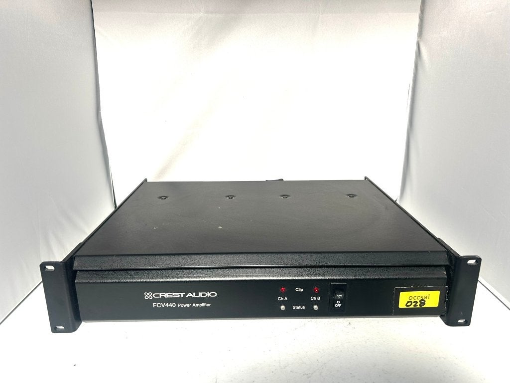 3028 ; installatieversterker ; crest audio fcv440 -, Audio, Tv en Foto, Luidsprekers, Gebruikt, Crest, Ophalen of Verzenden, 150 watt of meer