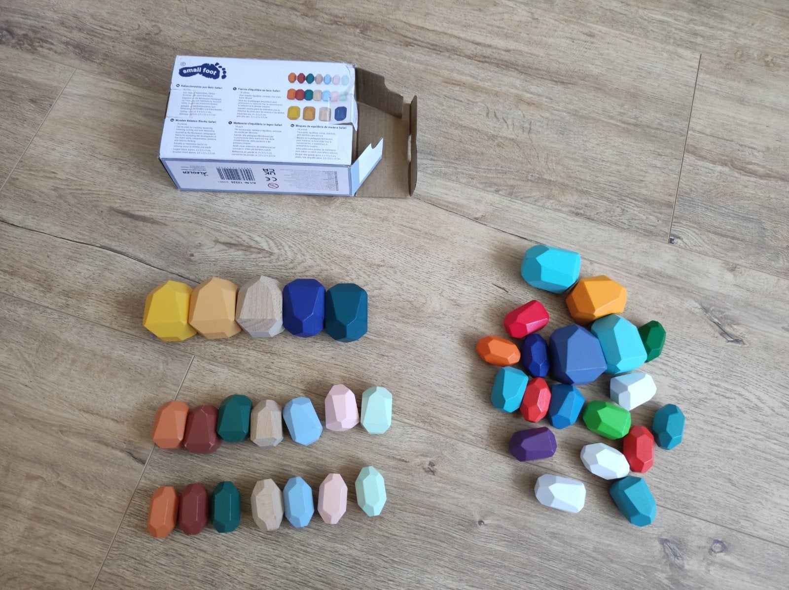 Balanceer stenen vh merk small foot., 2 tot 4 jaar, Zo goed als nieuw, Van hout, Meer dan 50 stukjes