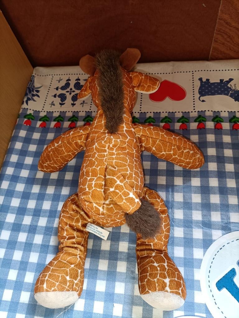 Giraffe knuffel van Jurjen de Vries 30 cm groot, Kinderen en Baby's, Speelgoed | Knuffels en Pluche, Ophalen of Verzenden, Zo goed als nieuw