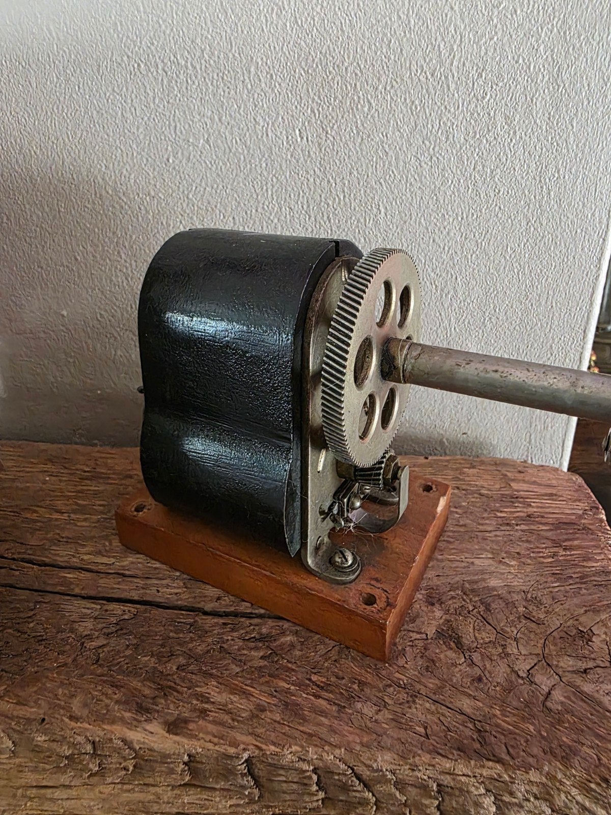 Dynamo stoommachine, Verzenden