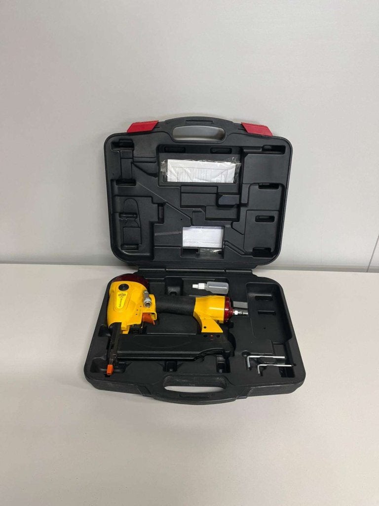 Union 3AM/N-50U pneumatische tacker – nette staat, Weijman, Zo goed als nieuw, Info@weijmantrading.nl, Ochten