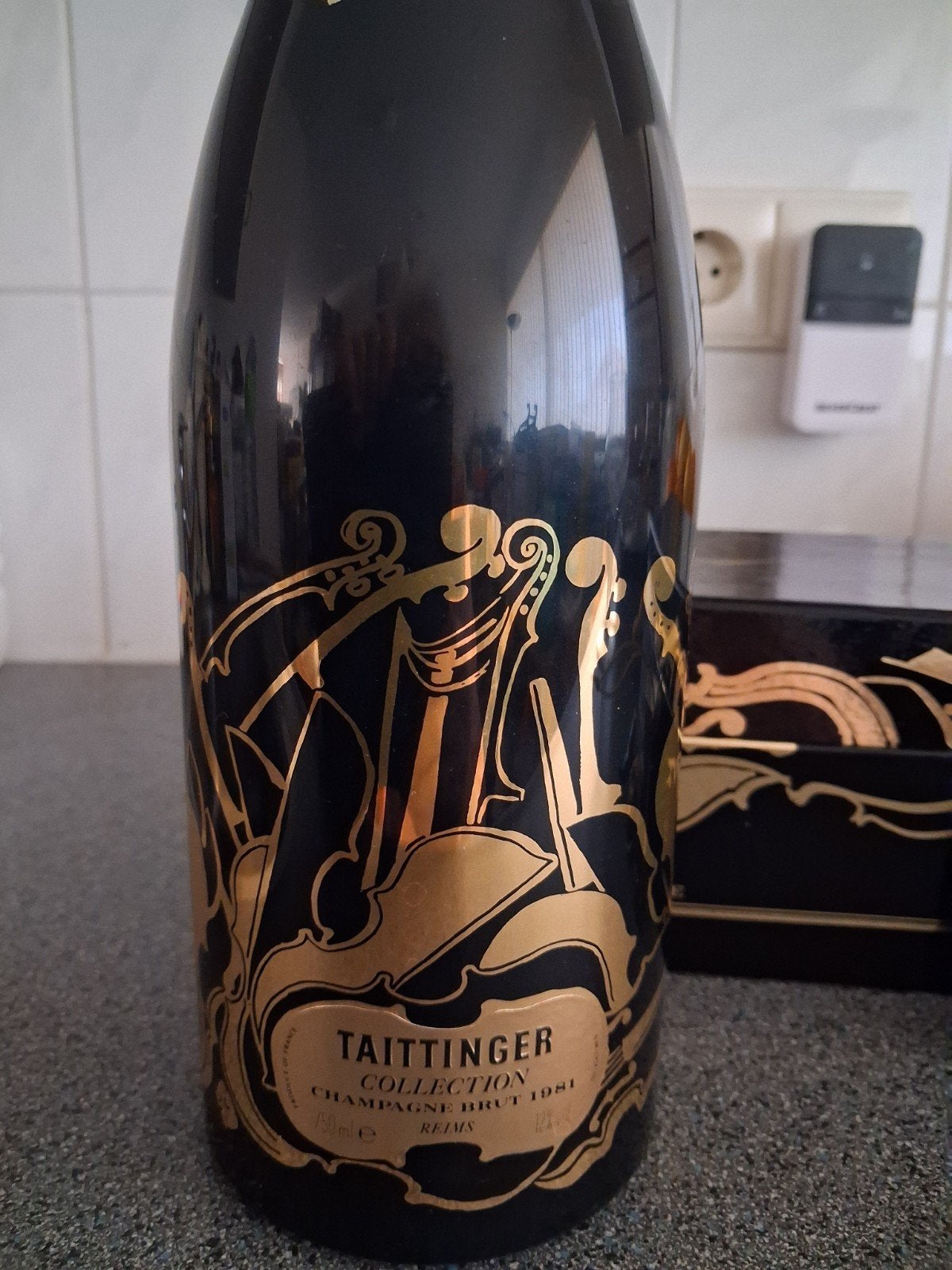 FRAAIE GESCHENKDOOS TAITTINGER CHAMPAGNE JAAR 1981, Gebruikt, Frankrijk, Ophalen of Verzenden, Champagne