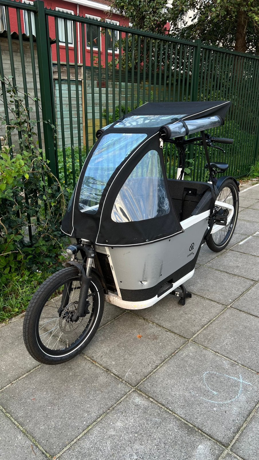 Carqoon Cruise Cargo E-bike (Bosch, 2437 km) + Tent, Fietsen en Brommers, Elektrisch, Zo goed als nieuw, 2 kinderen, Schijfrem