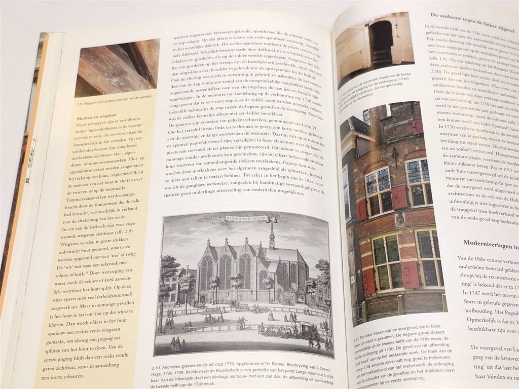 Het Pageshuis aan het Lange Voorhout — Geschiedenis Den Haag, Ophalen of Verzenden, Gelezen