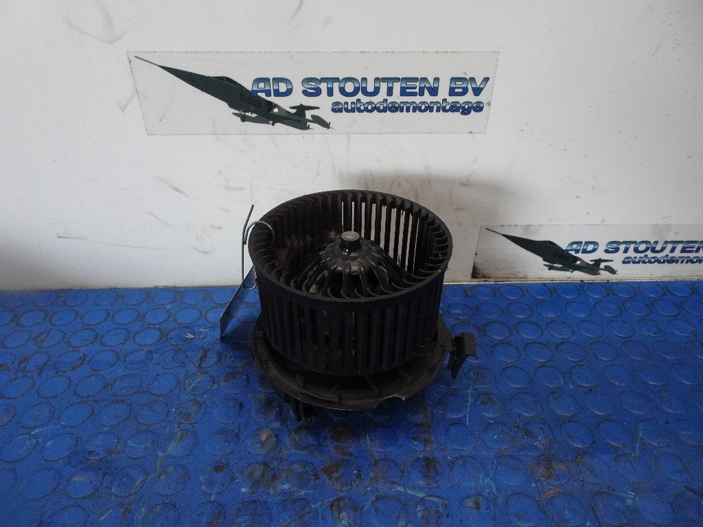 Kachel Ventilatormotor Nissan Micra (K12) 2005 F667217D, Gebruikt, Germany@nissan-services.eu, Kronenweg 38, Wesseling 50389, , Duitsland