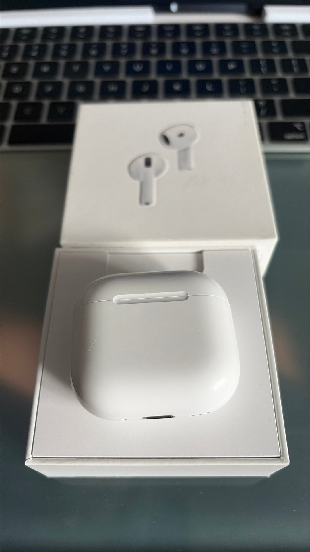 Apple AirPods 4 ANC, Telecommunicatie, Mobiele telefoons | Oordopjes, Ophalen, Gebruikt, Apple, In oorschelp (earbud)