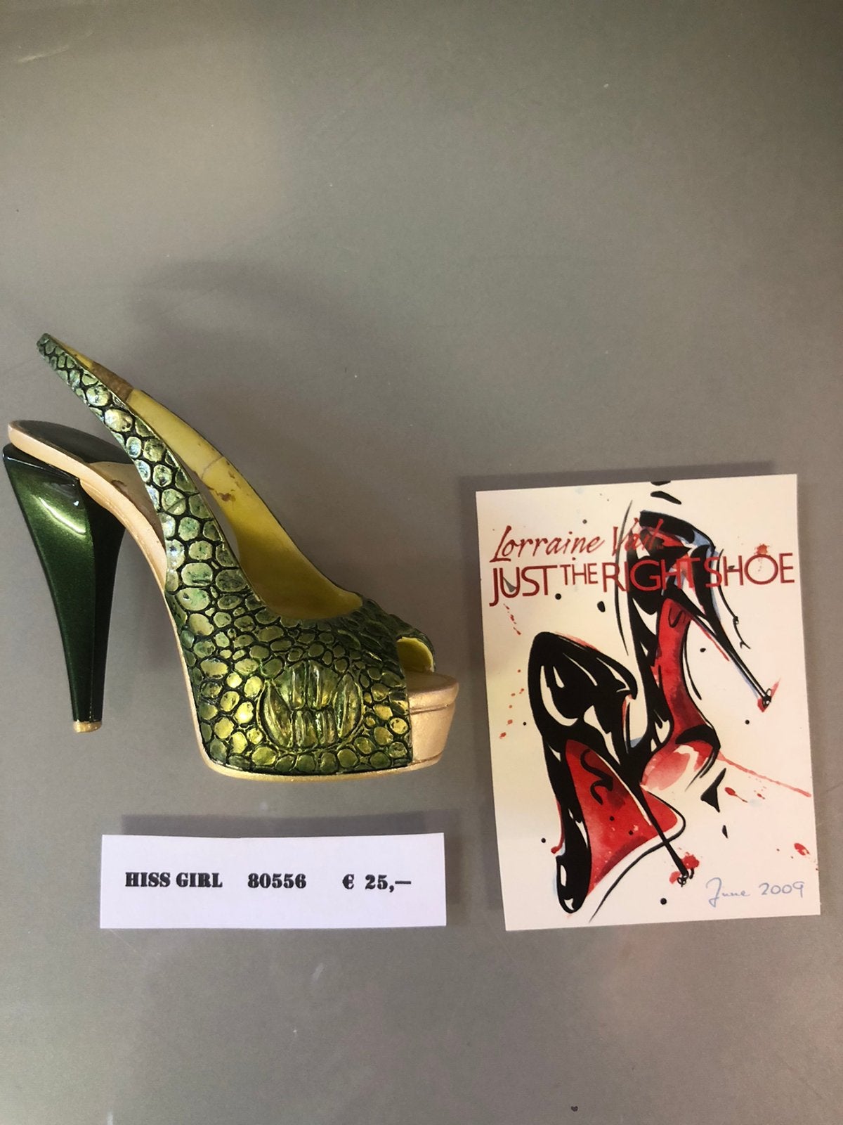 Just the right shoe, Ophalen of Verzenden, Zo goed als nieuw