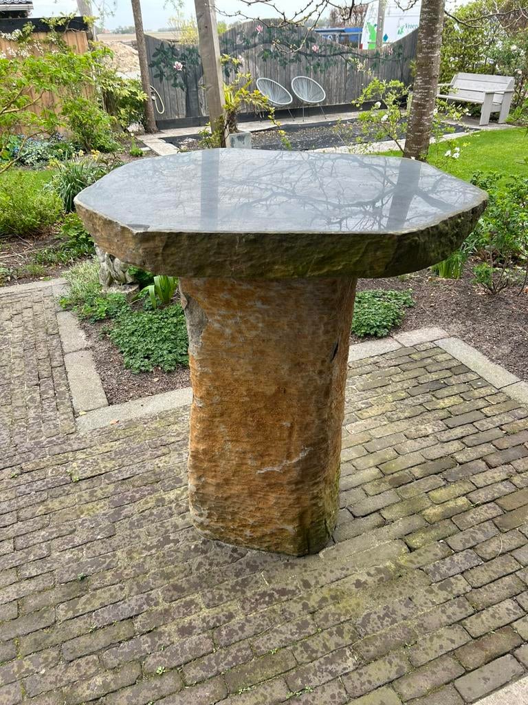 Massief granieten statafel, Ophalen, Gebruikt, Rond, Overige materialen