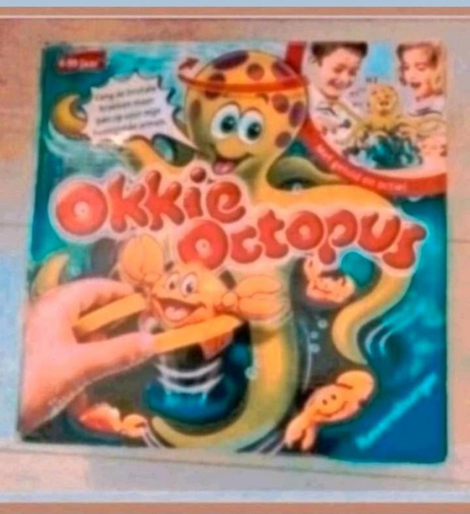 2 spellen octopus en sneeuwwitje, Ophalen of Verzenden, Zo goed als nieuw