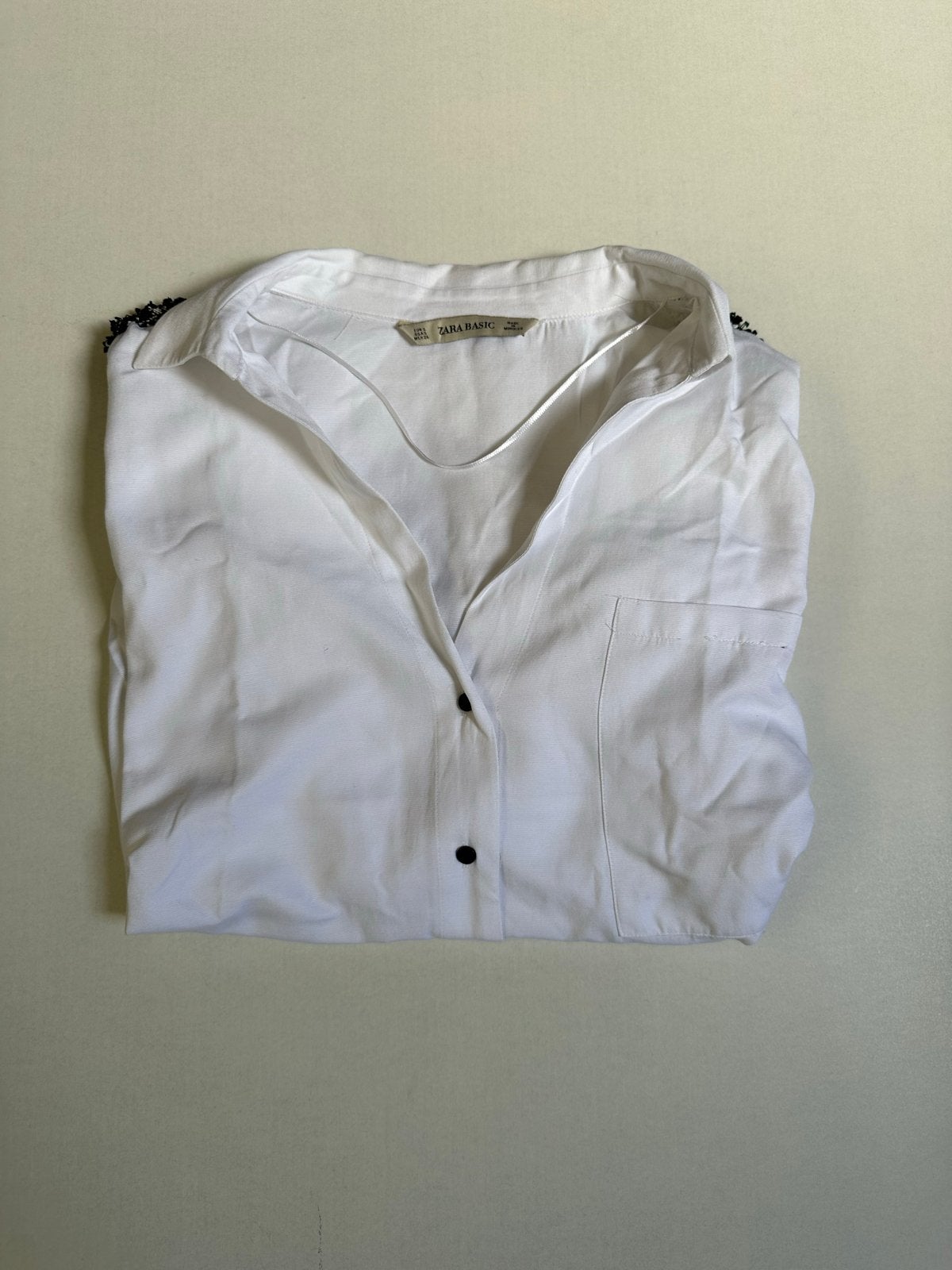 Zara Basic Witte Blouse met Zwarte Details - Maat S, Verzenden, Zo goed als nieuw, Maat 36 (S), Wit