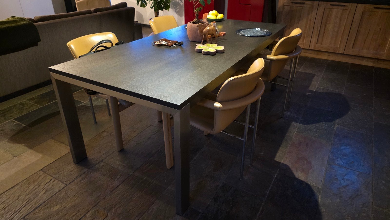 Bert Plantagie eettafel - Eikenhout met metalen onderstel, Ophalen, Gebruikt, Modern, Industrieel, 200 cm of meer