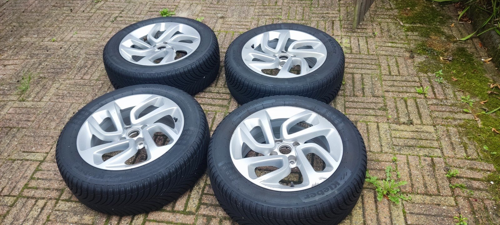 Opel Crosland x velgen Kleber Quadraxer 3 All Season banden, Ophalen, Gebruikt, 16 inch, Banden en Velgen