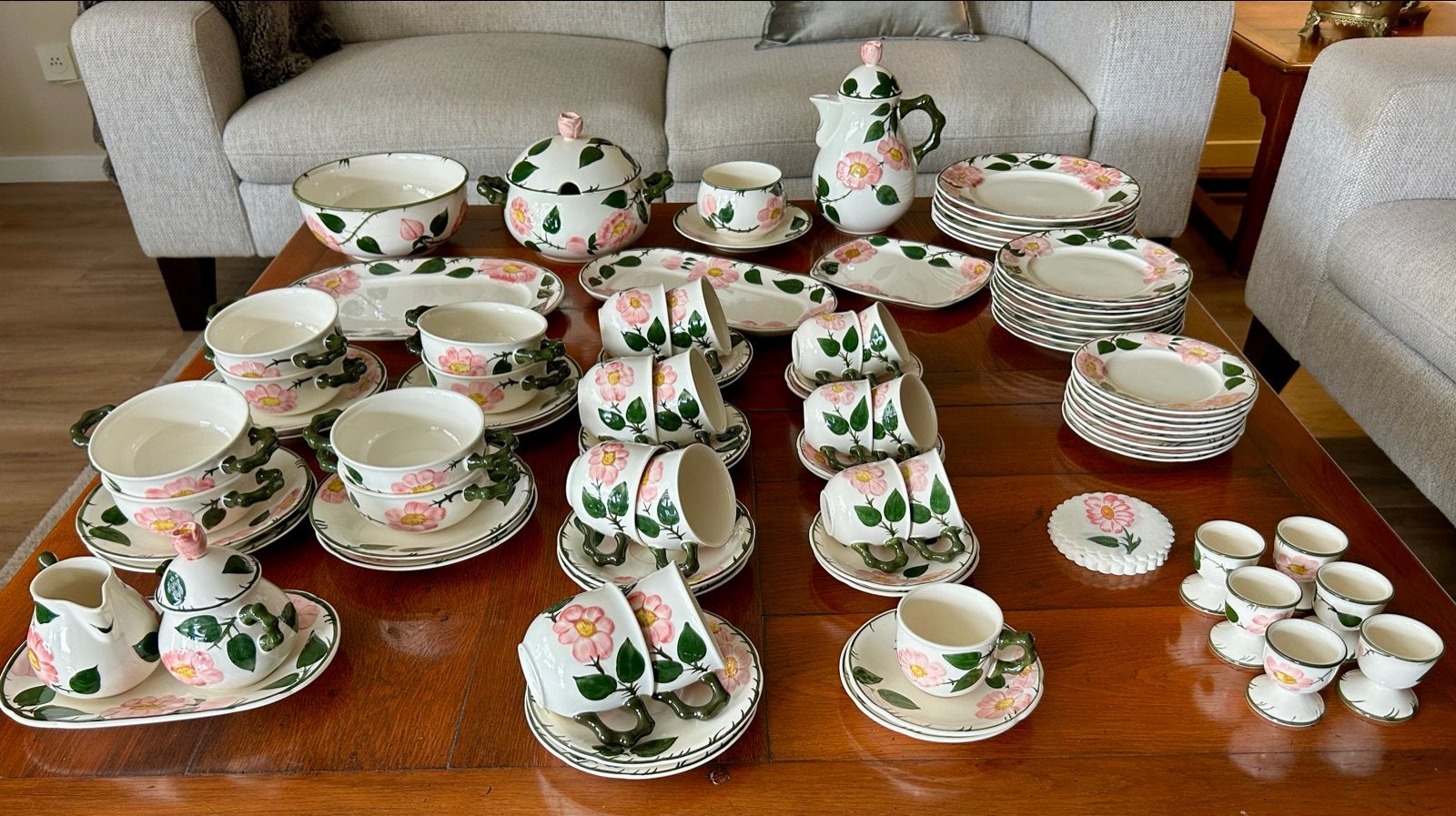 Villeroy & Boch Wild-Rose servies, perfecte staat, Antiek en Kunst, Ophalen
