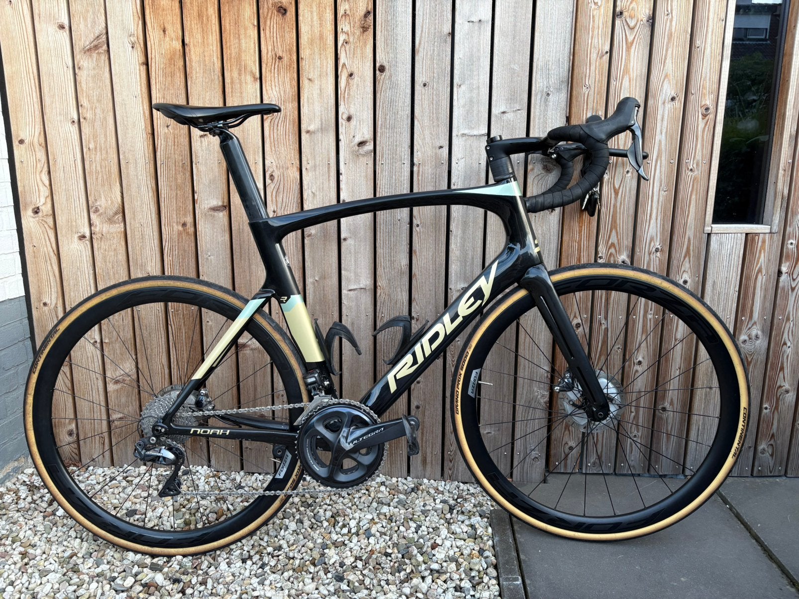 Ridley Noah Aero maat L Shimano Ultegra Di2 disc 4ZA wielen, Fietsen en Brommers, Fietsen | Racefietsen, Overige merken, 28 inch