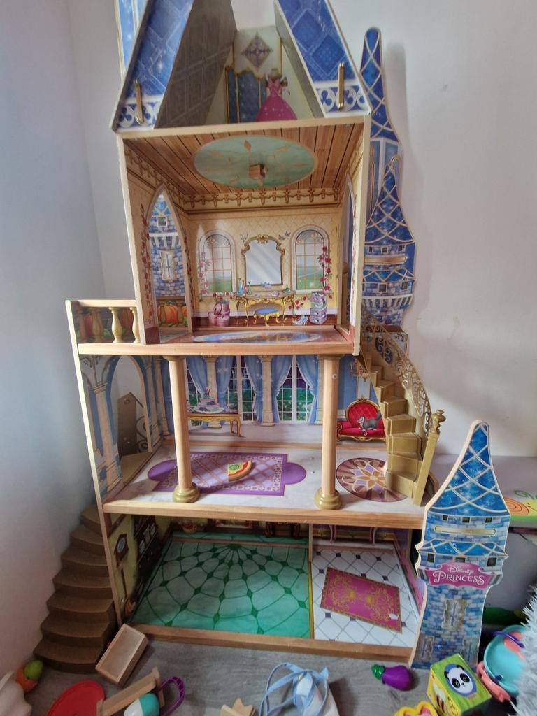 Groot Disney Princess Houten Poppenhuis, Kinderen en Baby's, Speelgoed | Poppenhuizen, Ophalen